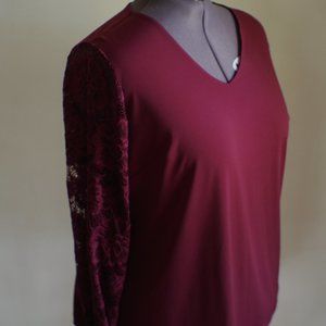 Purple lace sleeve top 3x